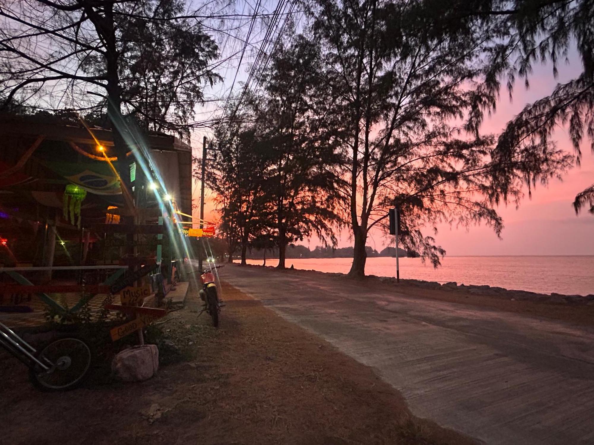 Neverland Beach Village Bungalows Ko Lanta Buitenkant foto